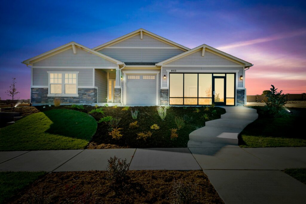 challenger homes model home exterior