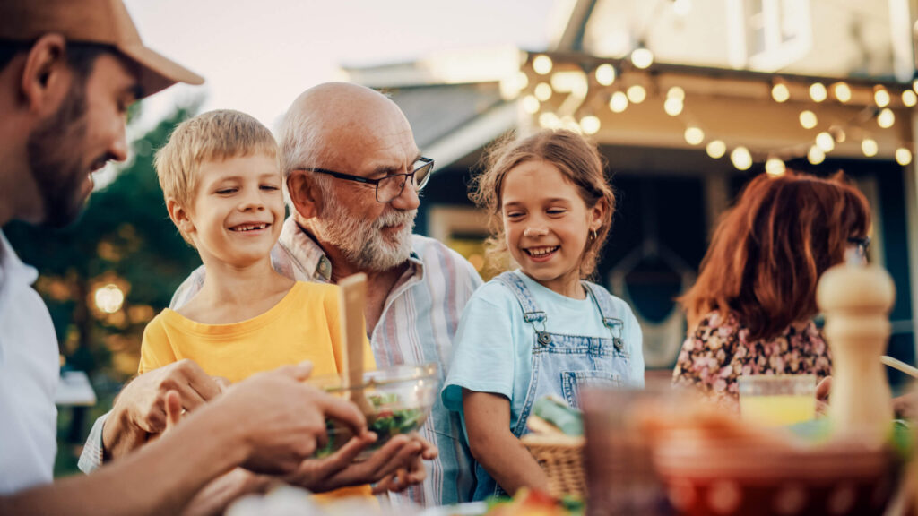 Backyard Entertaining Basics: Get Your Home Ready for Summer
