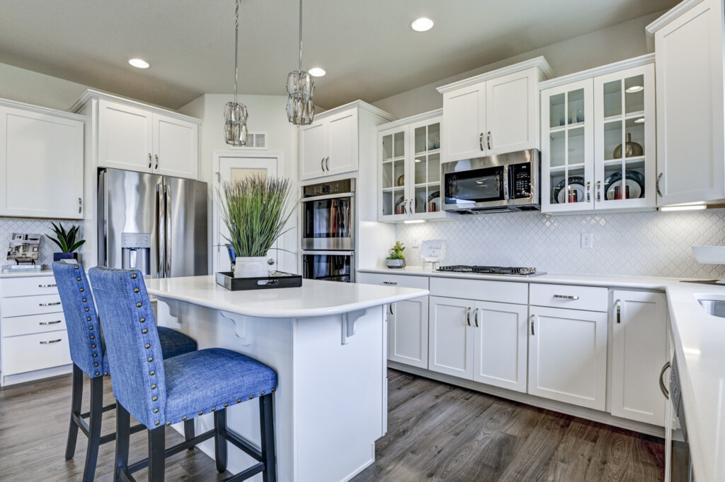 challenger homes model home kitchen