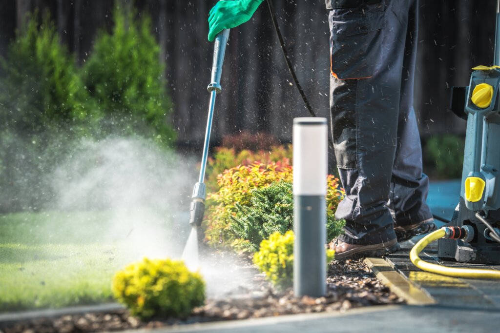 Colorado Springs spring cleaning checklist