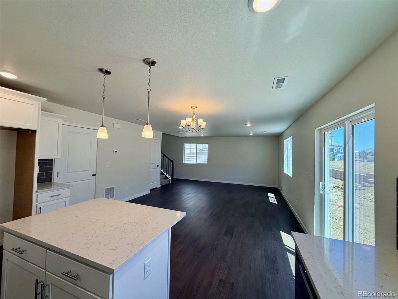 766 N Carrie Ct — photo 4