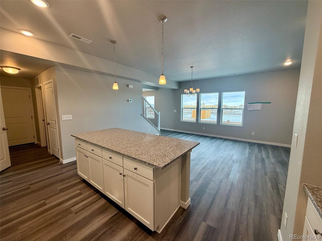 815 N Carrie St — photo 2