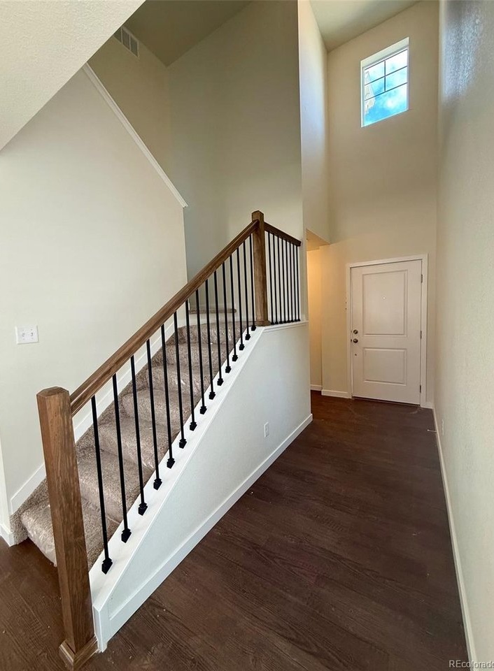 766 N Carrie Ct — photo 2